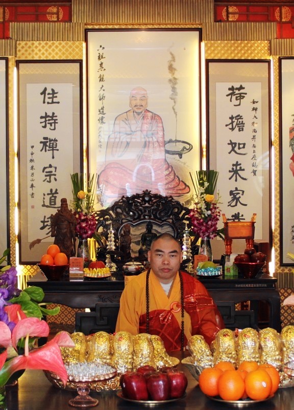 国恩寺现任方丈简介