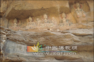 般若寺崖壁上的部分佛像