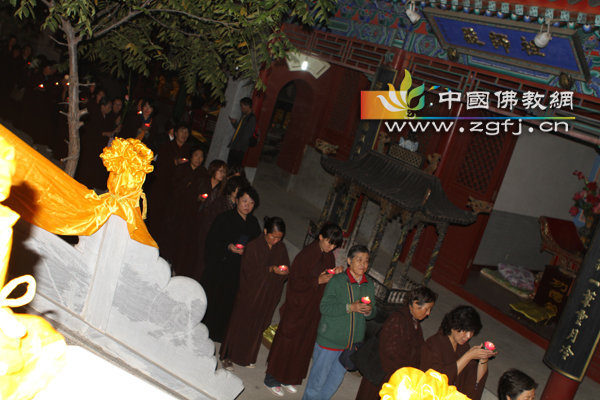 传灯.jpg