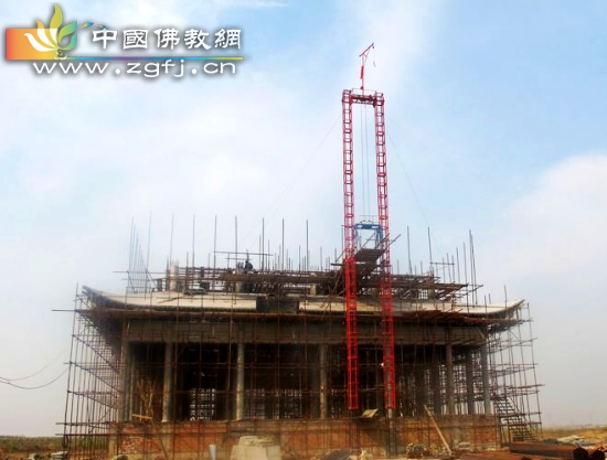 建设中的药王寺.jpg