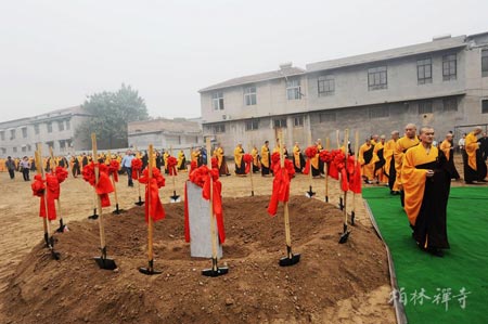 河北赵县柏林禅寺隆重举行净慧长老舍利塔奠基仪式