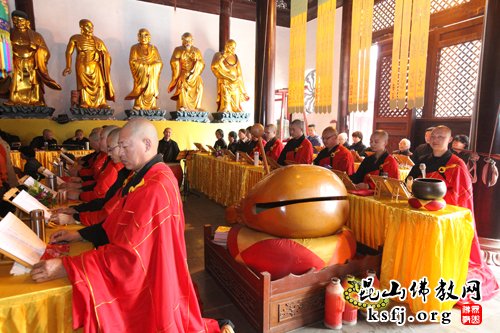 昆山佛教界为雅安地震、净慧长老示寂举行水陆法会