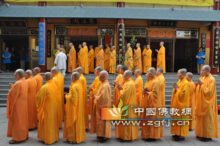 天津荐福观音寺隆重举行水陆大法会.jpg
