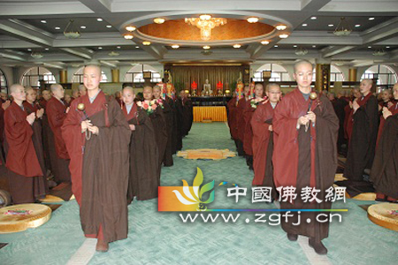五台山普寿寺举行结夏安居仪式.jpg