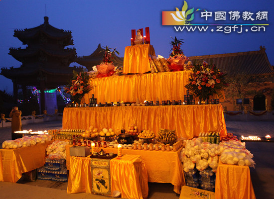 供台高矗.jpg