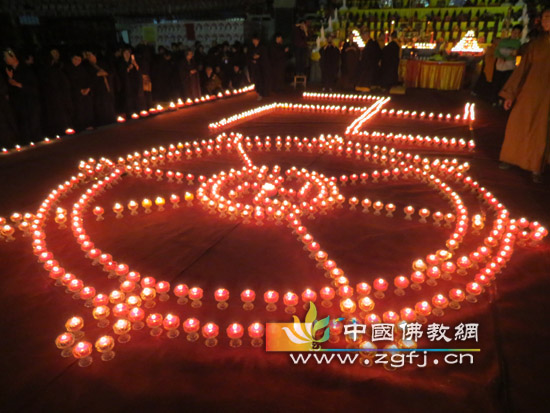 法轮图案莲花灯.jpg