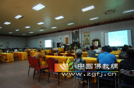 广州光孝寺结夏安居 冯焕珍教授讲授《禅宗四讲》.jpg