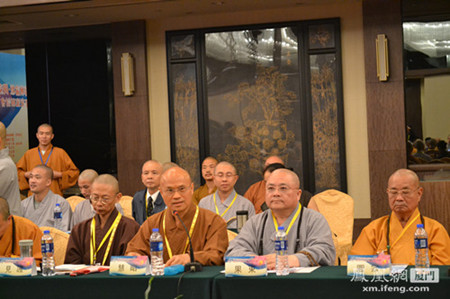 闽台佛教文化交流周系列活动之闽台佛教交流圆桌会议在厦门召开.jpg