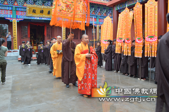 迎请法师