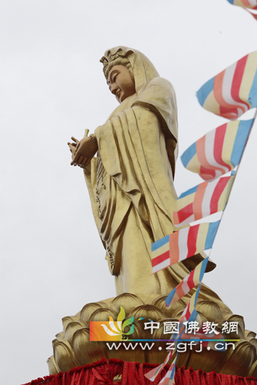 露天观音圣像
