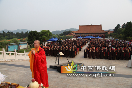 武汉灵泉寺举行华严文化节之百万大抄经活动.jpg