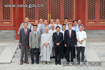国家宗教事务局蒋坚永副局长会见林影潭率领的韩国佛教代表团.jpg
