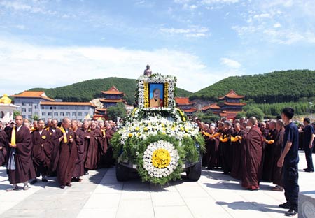 佛性长老尼追思大会荼毗法会在吉林敦化正觉寺举行