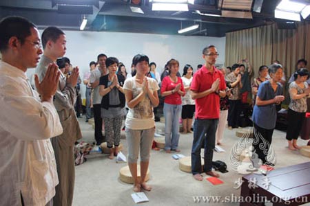 少林寺都市禅堂举行读经会启动暨洒净祈福仪式.jpg