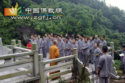 体验寺院生活 第五届二期雪峰真觉禅修营开营.jpg