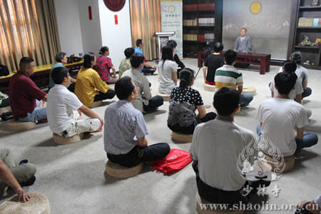 河南嵩山少林寺禅堂班 修圆法师禅修开示.jpg