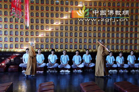 南京鸡鸣寺第二届“觉行夏令营”圆满结束.jpg