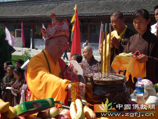 义音法师拈香主法.jpg