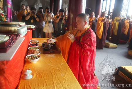 河南嵩山少林寺下院水峪寺举行寺院落成庆典暨开光祈福法会.jpg