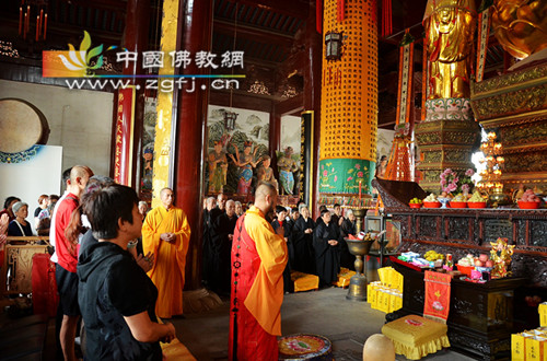 江苏无锡扬名永兴寺圆满举行地藏圣诞法会.jpg