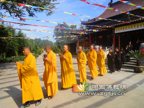 江苏高邮护国龙王寺圆满举行地藏菩萨圣诞日共修法会.jpg