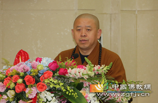 中国佛教协会副会长、江西省政协民族宗教委员会副主任、省佛教协会会长纯一大和尚开示