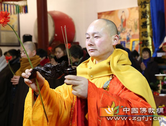 宁波慧日寺住持传喜法师主持供佛、斋天、祈太平吉祥法会