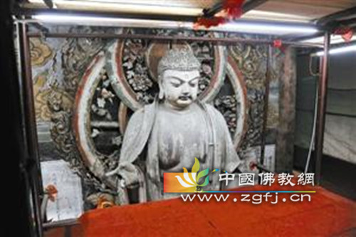 山西古刹福胜寺存40余尊塑像 精美彩塑正修复.jpg