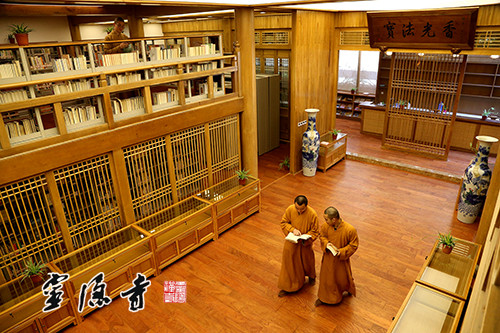 杭州灵隐寺云林图书馆.jpg