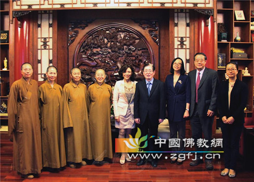 国家宗教事务局局长王作安:佛光山 佛教先行者.jpg