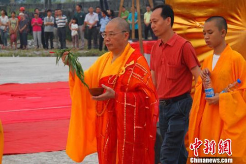 广东南华寺万佛宝塔开工修建.jpg