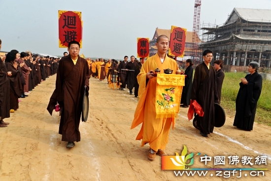 迎请海涛法师.jpg