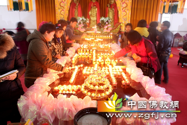 中国佛教网万人抄经祈福法会蟠龙寺站圆满成办