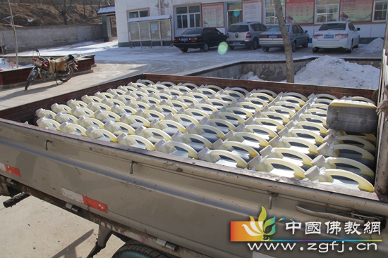 中佛协慈善公益委员会考察组一行到甘肃省春台乡开展扶贫慰问