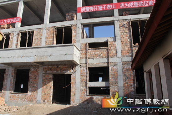 中佛协慈善公益委员会考察组一行到甘肃省春台乡开展扶贫慰问