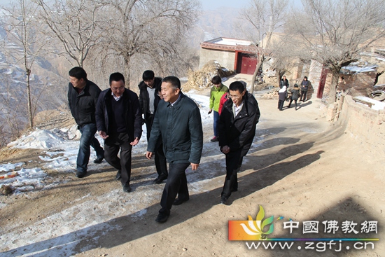 中佛协慈善公益委员会考察组一行到甘肃省春台乡开展扶贫慰问