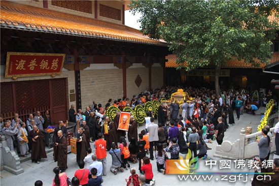 10 白云长老荼毗法会.jpg