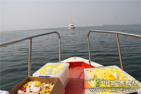 03 驶向无垠的大海.jpg