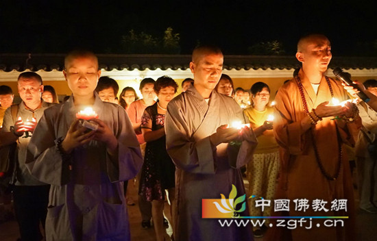 河北南宫观音禅寺大年初一辞旧迎新吉祥法会---头香、祈福、供灯、诵经、普佛4.jpg