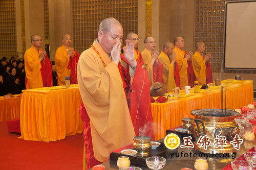 上海玉佛禅寺隆重举行2015年“三千佛洪名宝忏法会”.jpg