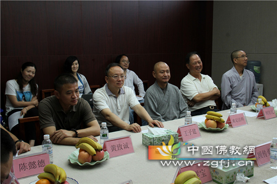 09深圳市委统战部副部长兼市民宗局副局长王子建出席本次会议.jpg
