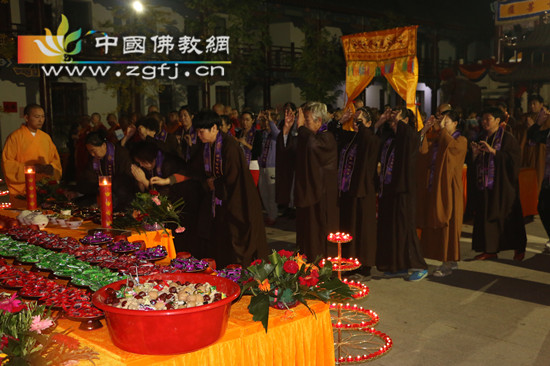 河北衡水深州市兴隆寺水陆法会举行“供佛斋天消灾祈福大法会”