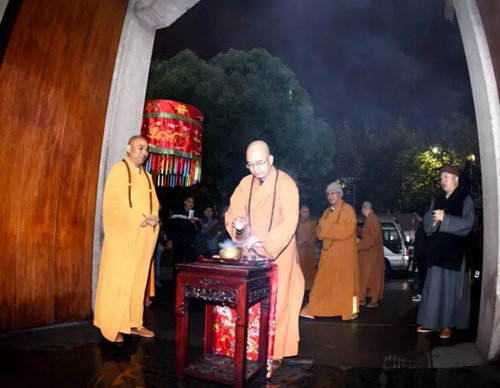 学诚 静安寺
