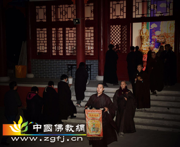 河北省保定月明寺启建为期七天的大型"恭迎阿弥陀佛圣诞诵经祈福暨蒙山施食超荐法会"