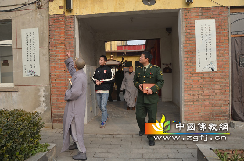 河北霸州市梵华精舍组织学习消防安全知识.jpg