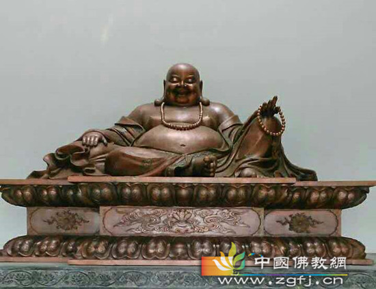 笑迎十方的弥勒尊佛
