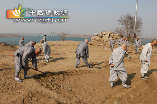 石佛古寺举办第五期短期出家法会