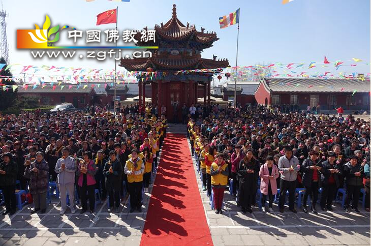 保定观音寺隆重举行观音菩萨圣诞法会暨大佛开光法会及六和楼奠基法会.jpg