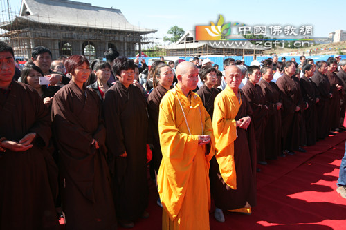 法师、居士.jpg