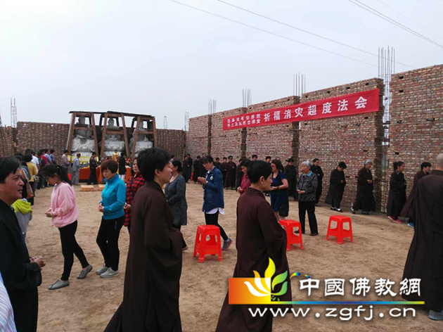 法会现场.jpg